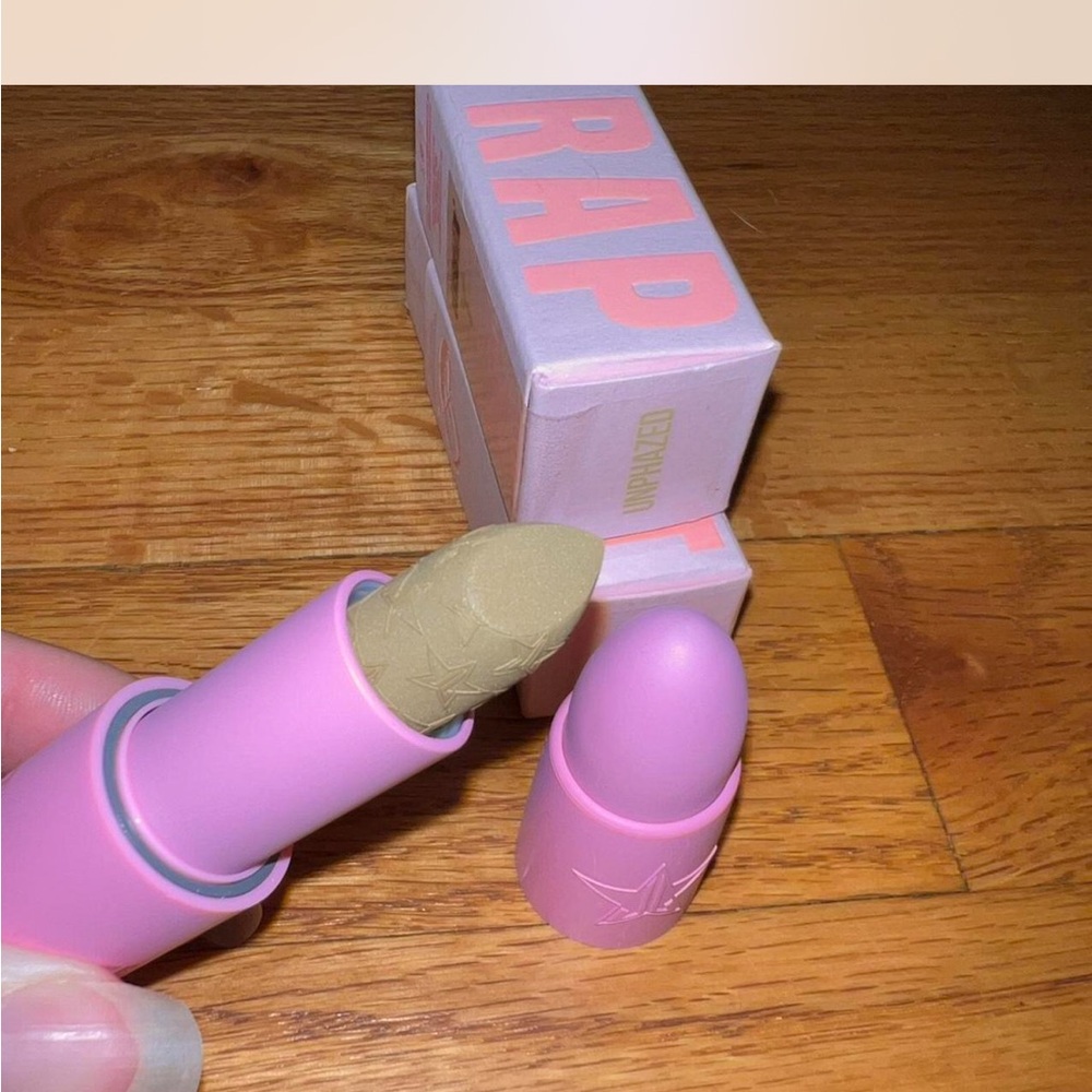 Jeffree Star Velour Lipstick in unphazed nude olive